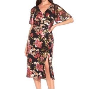 NEW Adrianna Papell Flutter Sleeve Midi Dress
Draped Floral Foils Black Size 14P